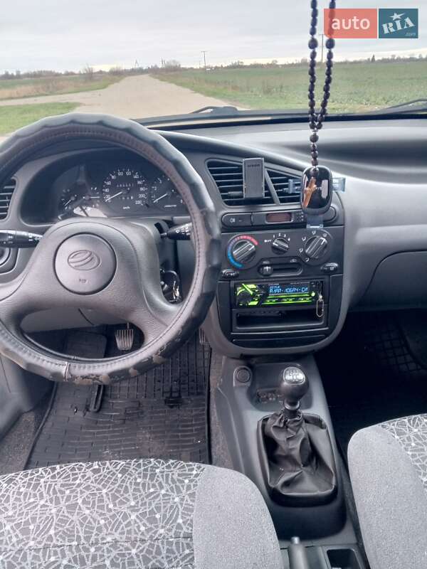 Седан ЗАЗ Lanos 2011 в Чернігові