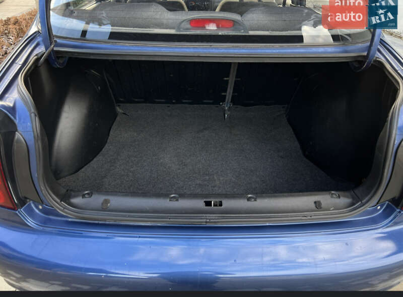 Седан ЗАЗ Lanos 2010 в Тернополе