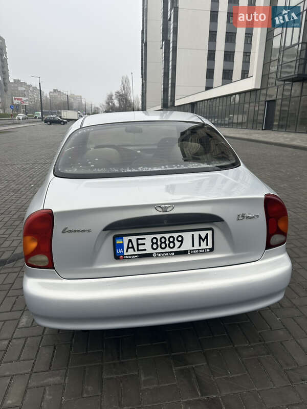 Седан ЗАЗ Lanos 2010 в Днепре