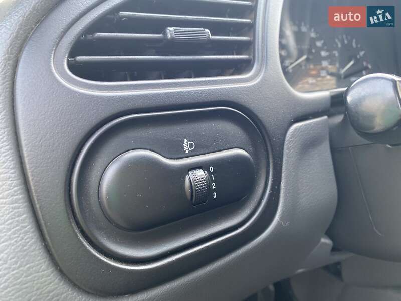 Седан ЗАЗ Lanos 2013 в Николаеве