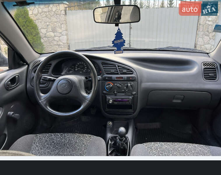 Седан ЗАЗ Lanos 2010 в Тернополе фото 2 Седан ЗАЗ Lanos 2010 в Тернополе