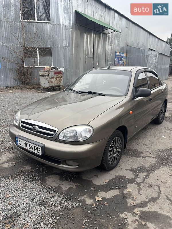 Седан ЗАЗ Lanos 2011 в Києві