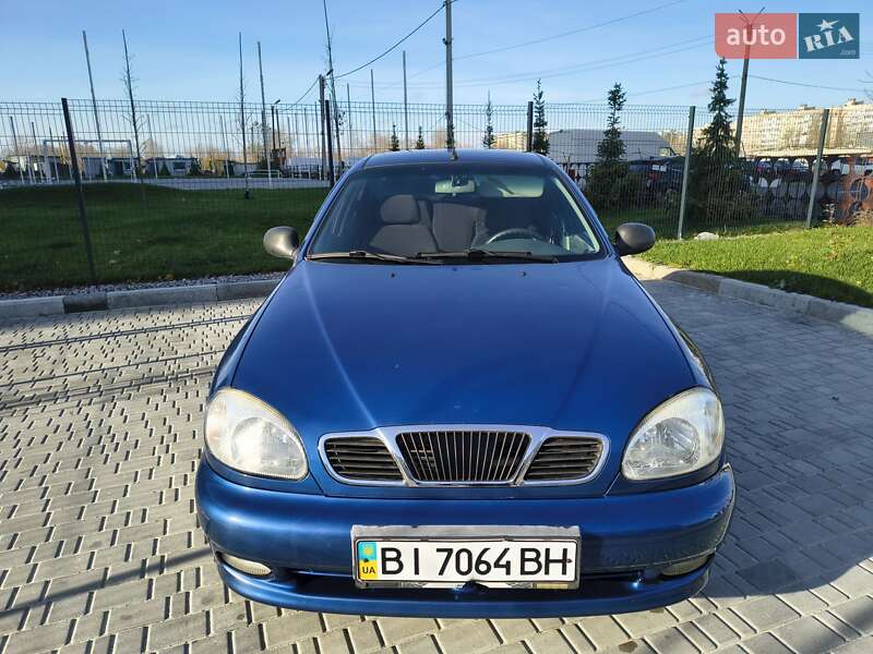 Седан ЗАЗ Lanos 2010 в Горішніх Плавнях