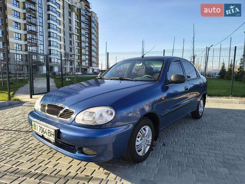 Седан ЗАЗ Lanos 2010 в Горішніх Плавнях