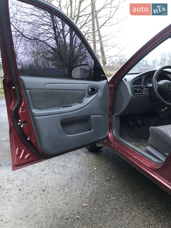 Хетчбек ЗАЗ Lanos 2012 в Івано-Франківську