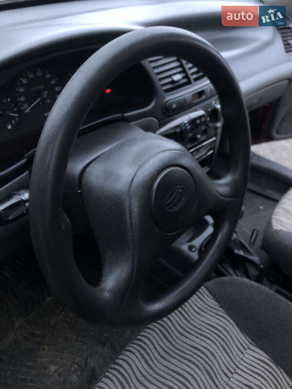 Хетчбек ЗАЗ Lanos 2012 в Івано-Франківську