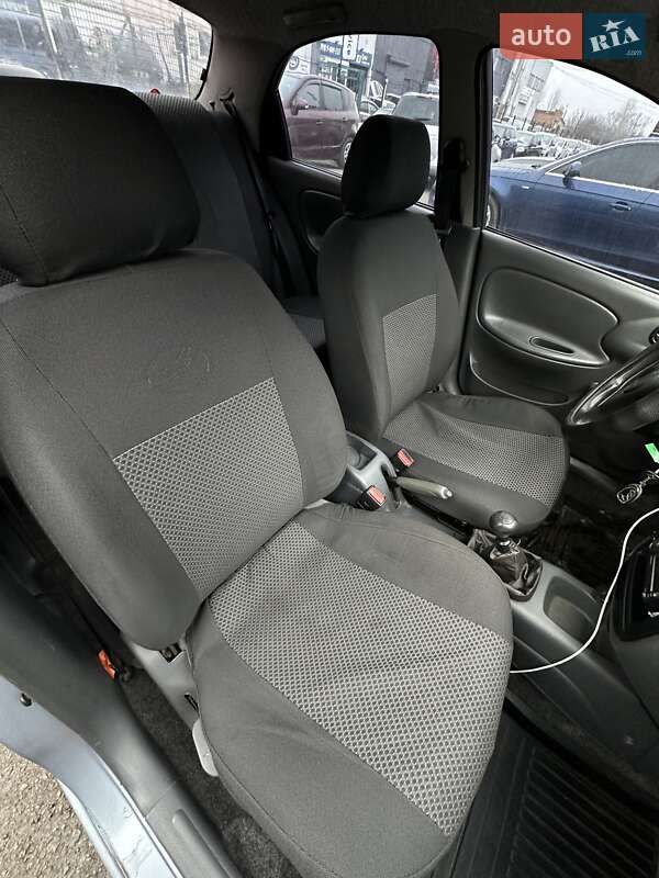 Седан ЗАЗ Lanos 2010 в Сумах