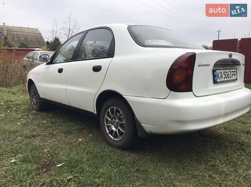Седан ЗАЗ Lanos 2012 в Краснокутске