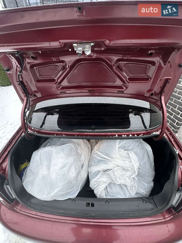 Седан ЗАЗ Lanos 2011 в Броварах