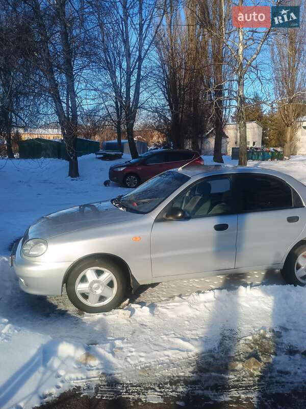 Седан ЗАЗ Lanos 2006 в Киеве