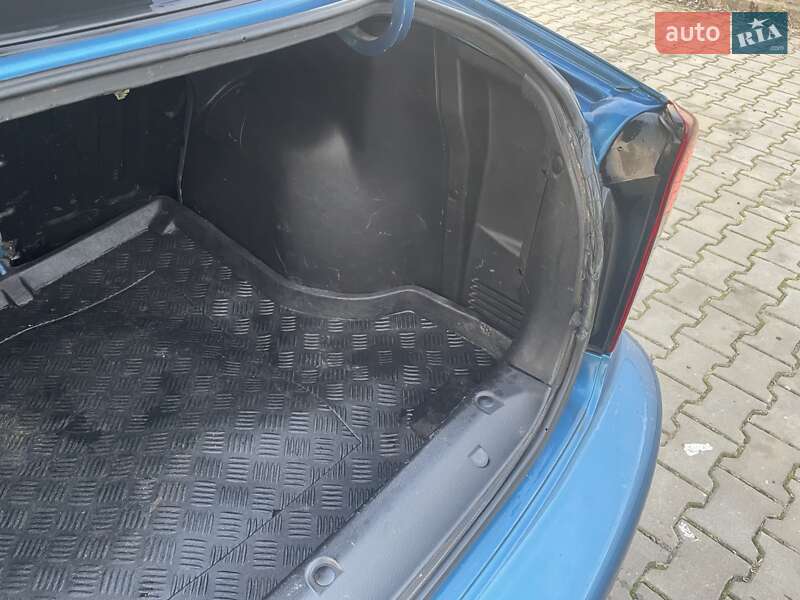 Седан ЗАЗ Lanos 2012 в Луцке