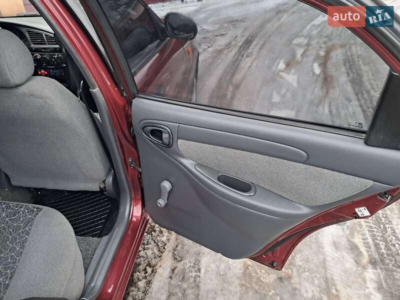 Седан ЗАЗ Lanos 2011 в Могилів-Подільському