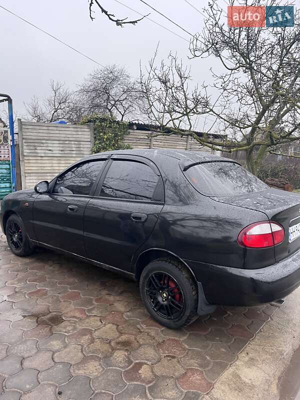 Седан ЗАЗ Lanos 2010 в Николаеве