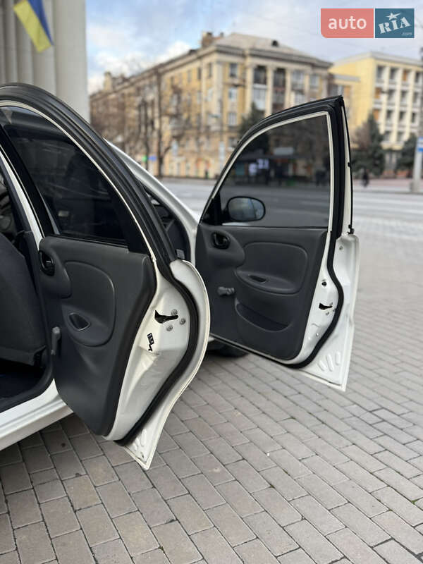 Седан ЗАЗ Lanos 2008 в Запорожье