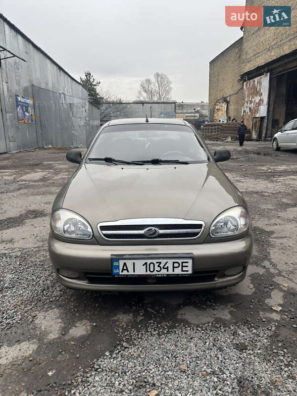 Седан ЗАЗ Lanos 2011 в Киеве