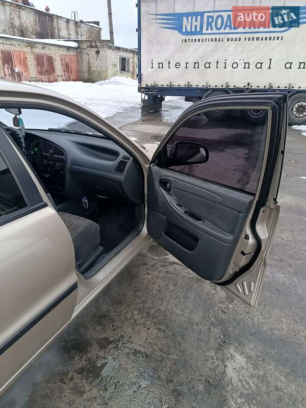 Седан ЗАЗ Lanos 2013 в Нетішині