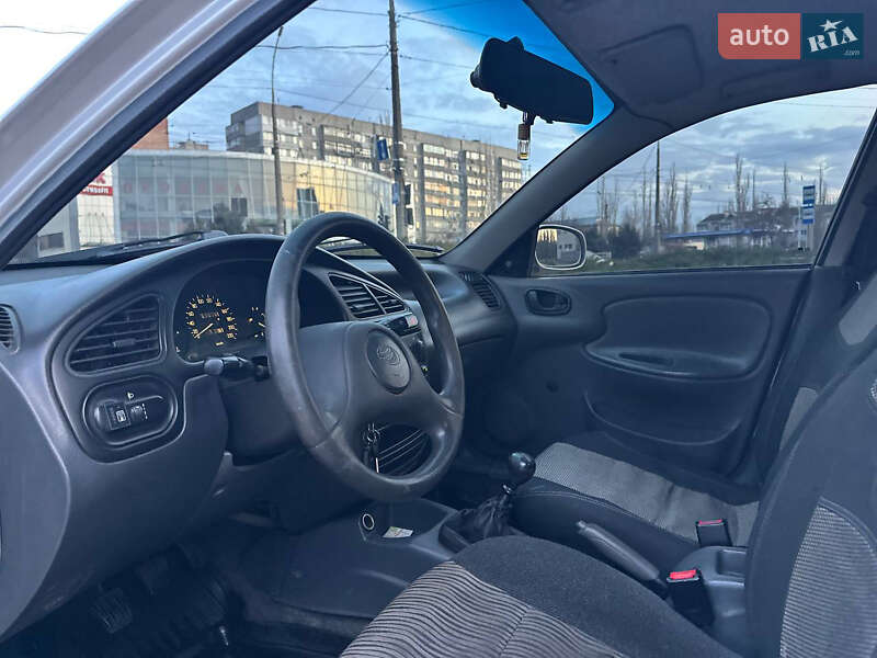 Седан ЗАЗ Lanos 2012 в Николаеве