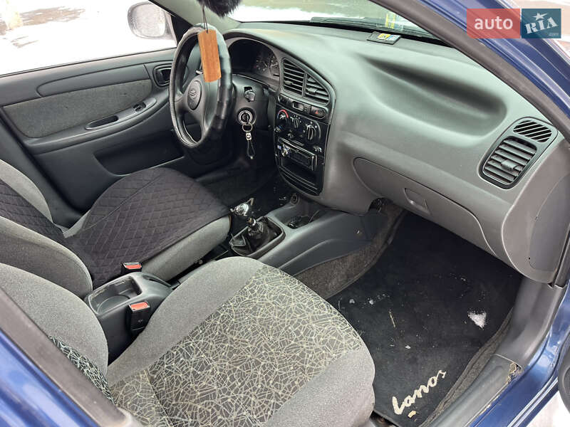 Седан ЗАЗ Lanos 2010 в Одессе