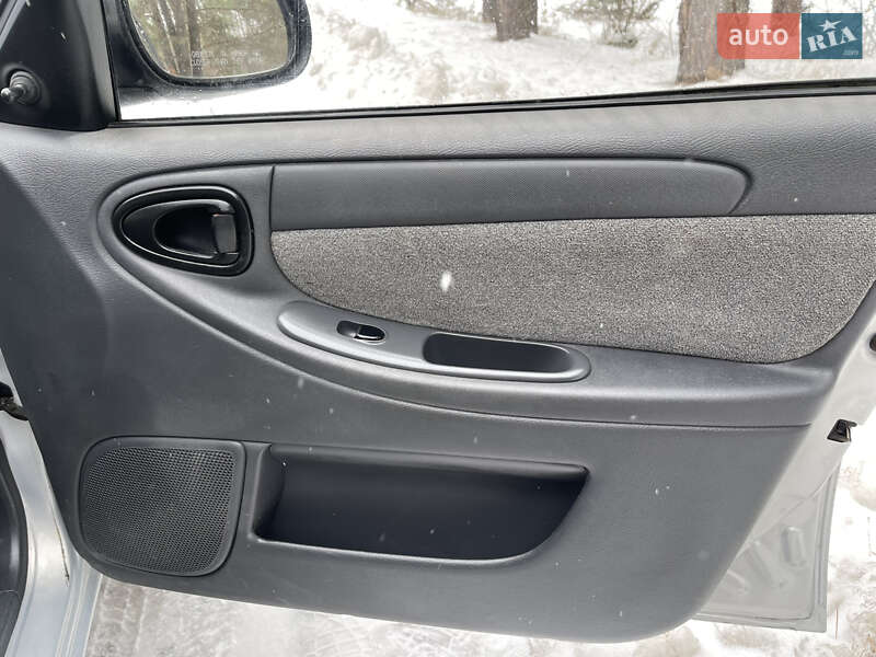 Седан ЗАЗ Lanos 2012 в Славуті