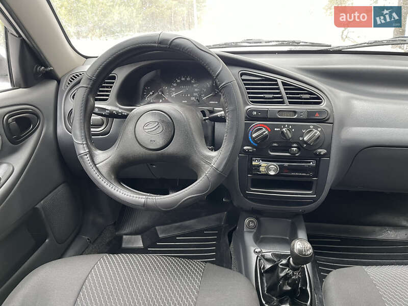 Седан ЗАЗ Lanos 2012 в Славуті