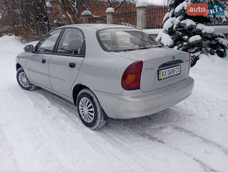 Седан ЗАЗ Lanos 2012 в Киеве