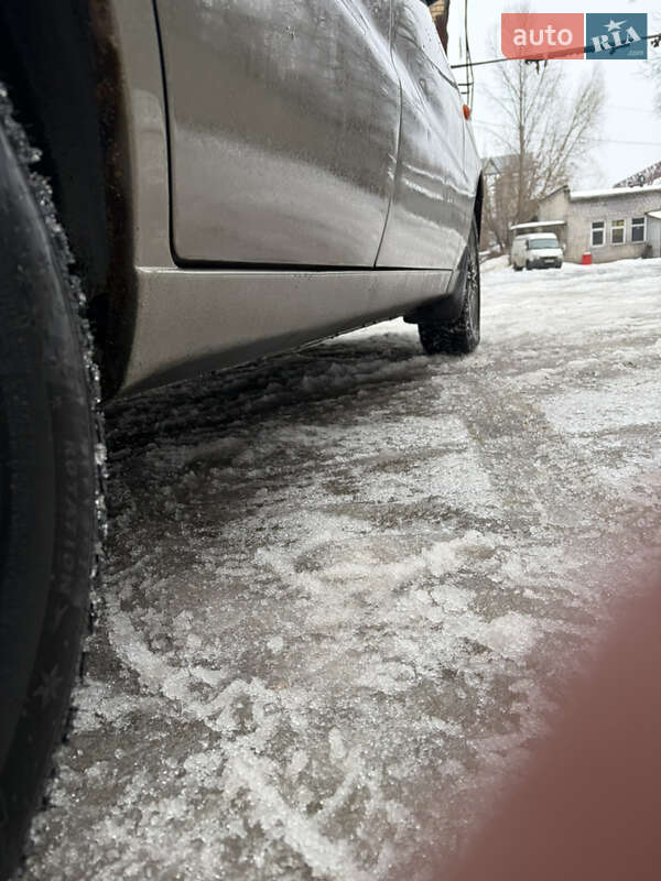 Седан ЗАЗ Lanos 2011 в Киеве