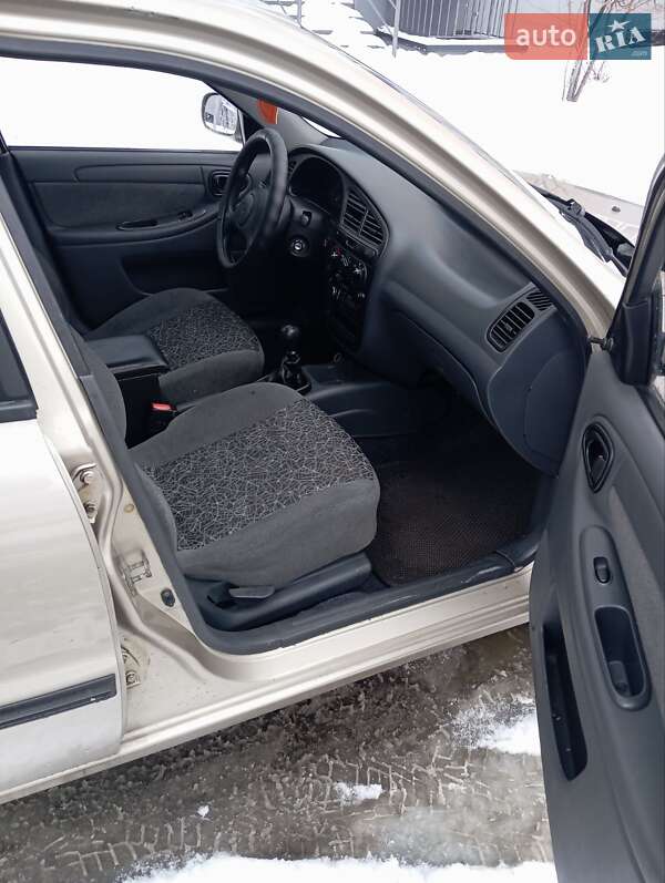 Хетчбек ЗАЗ Lanos 2011 в Броварах фото 10 Хетчбек ЗАЗ Lanos 2011 в Броварах