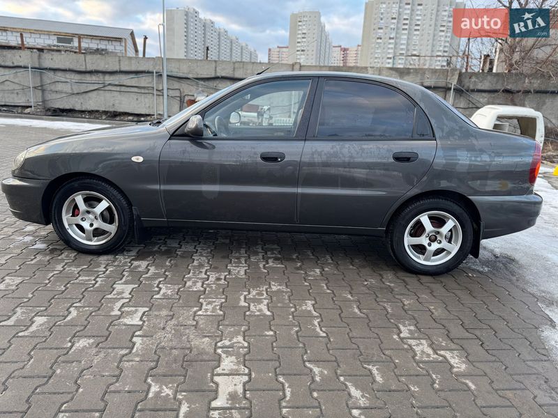 Седан ЗАЗ Lanos 2013 в Киеве