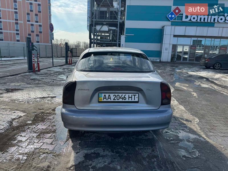 Седан ЗАЗ Lanos 2010 в Киеве