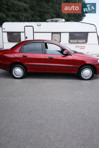 Седан ЗАЗ Lanos 2015 в Чернігові