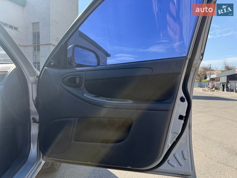 Седан ЗАЗ Lanos 2014 в Кривом Роге