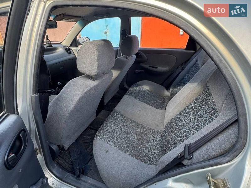 Седан ЗАЗ Lanos 2006 в Киеве