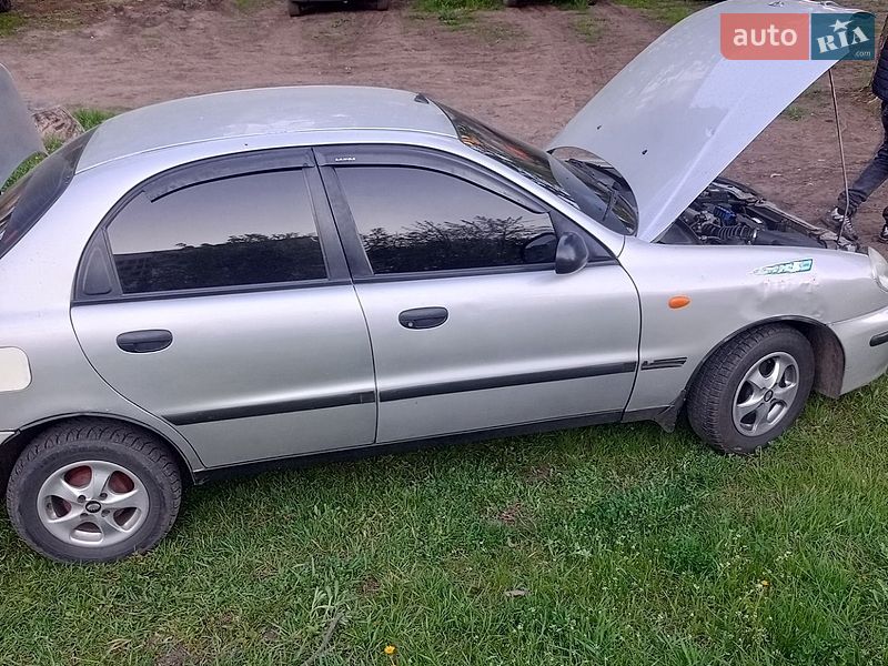Седан ЗАЗ Lanos 2005 в Котельві
