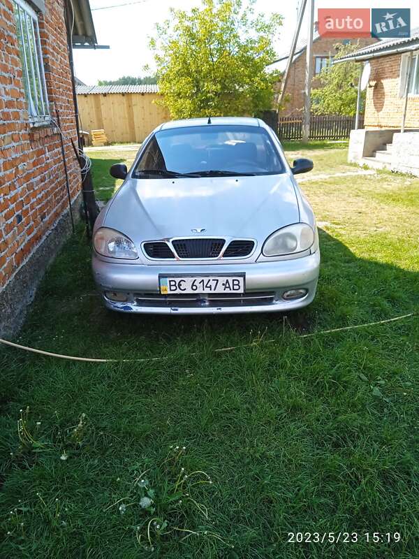 Седан ЗАЗ Sens 2004 в Радехове