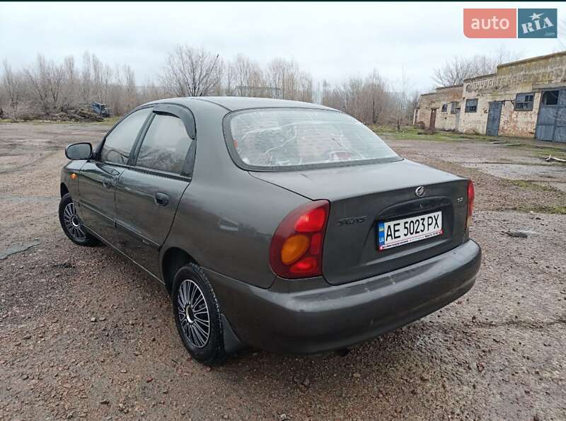 Седан ЗАЗ Sens 2012 в Апостоловому