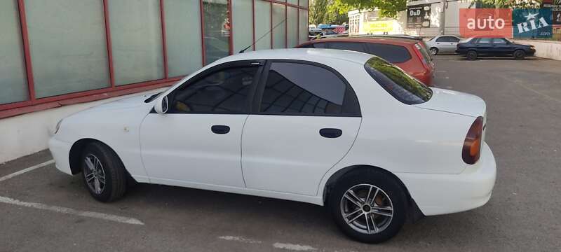 Седан ЗАЗ Sens 2013 в Миколаєві