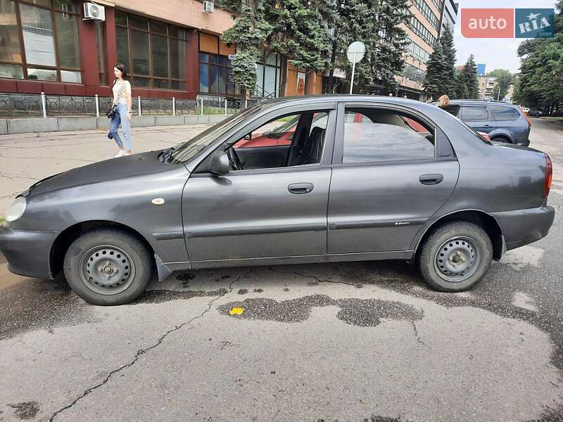 Седан ЗАЗ Sens 2013 в Запорожье