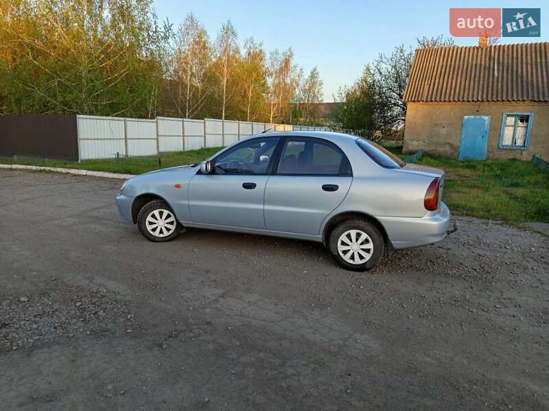 Седан ЗАЗ Sens 2012 в Синельниково