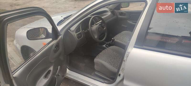 Седан ЗАЗ Sens 2011 в Чернігові