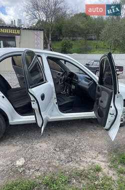 Седан ЗАЗ Sens 2012 в 