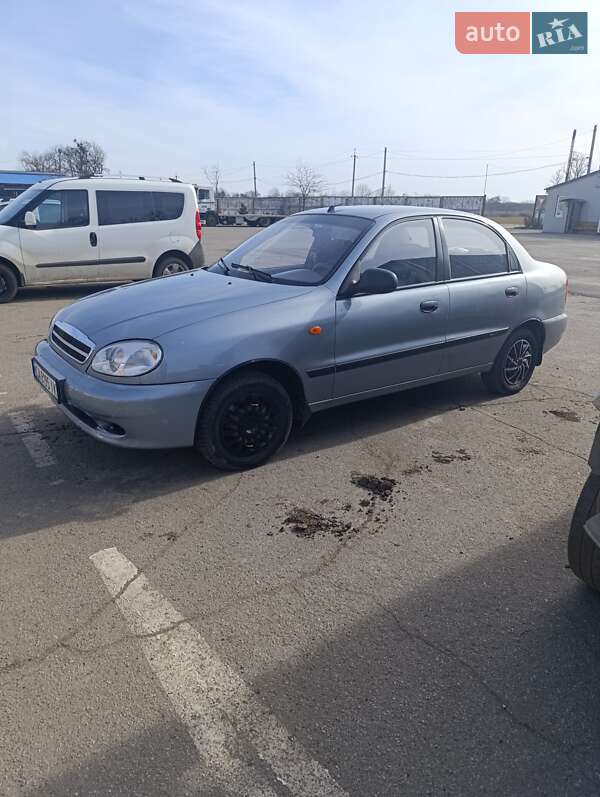 Седан ЗАЗ Sens 2012 в Шполі