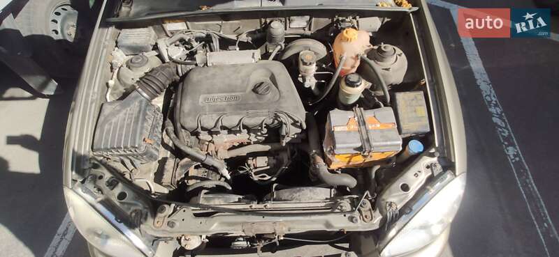 Седан ЗАЗ Sens 2012 в Петропавлівській Борщагівці