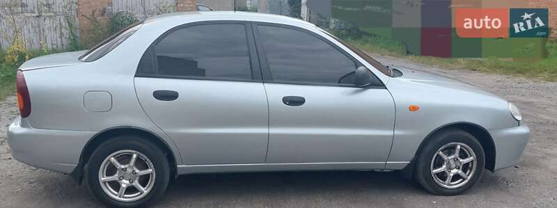 Седан ЗАЗ Sens 2012 в Полонному