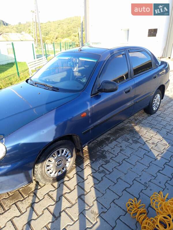 Седан ЗАЗ Sens 2010 в Східниці