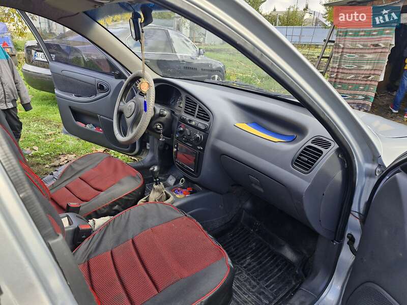 Седан ЗАЗ Sens 2012 в Борисполі