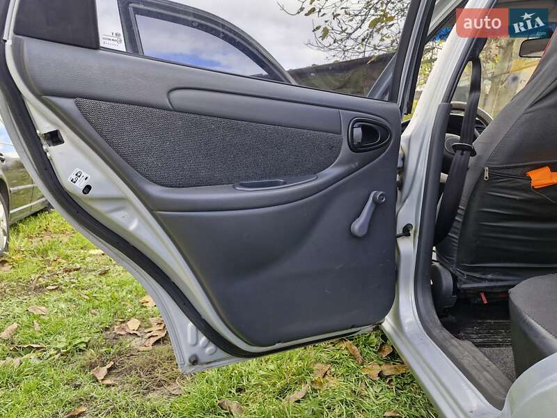 Седан ЗАЗ Sens 2012 в Борисполі