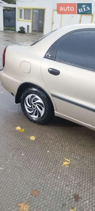 Седан ЗАЗ Sens 2015 в Староконстантинове