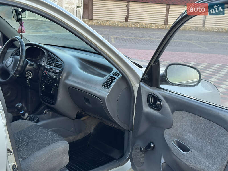 Седан ЗАЗ Sens 2007 в Чернівцях