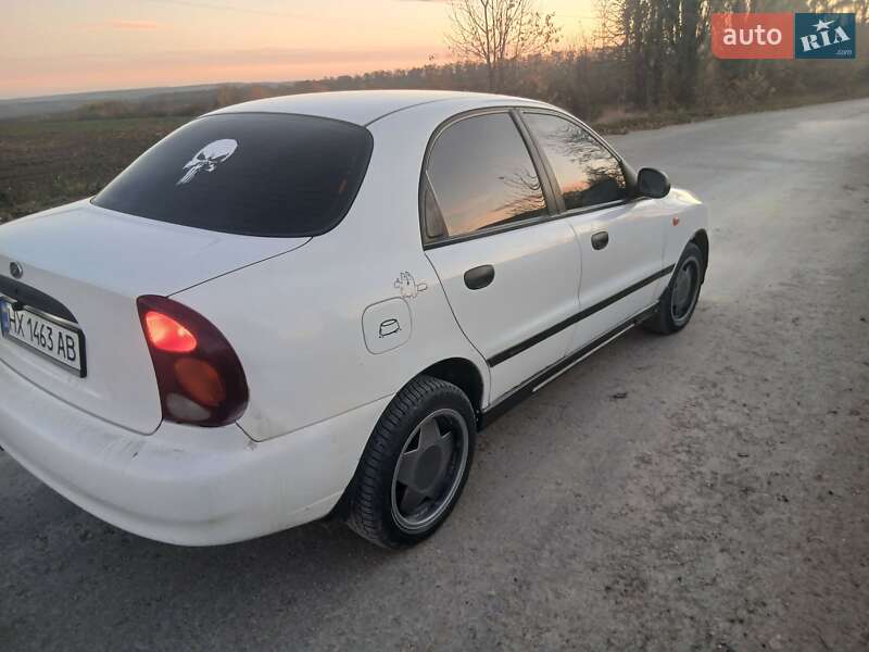 Седан ЗАЗ Sens 2011 в Виньковцах