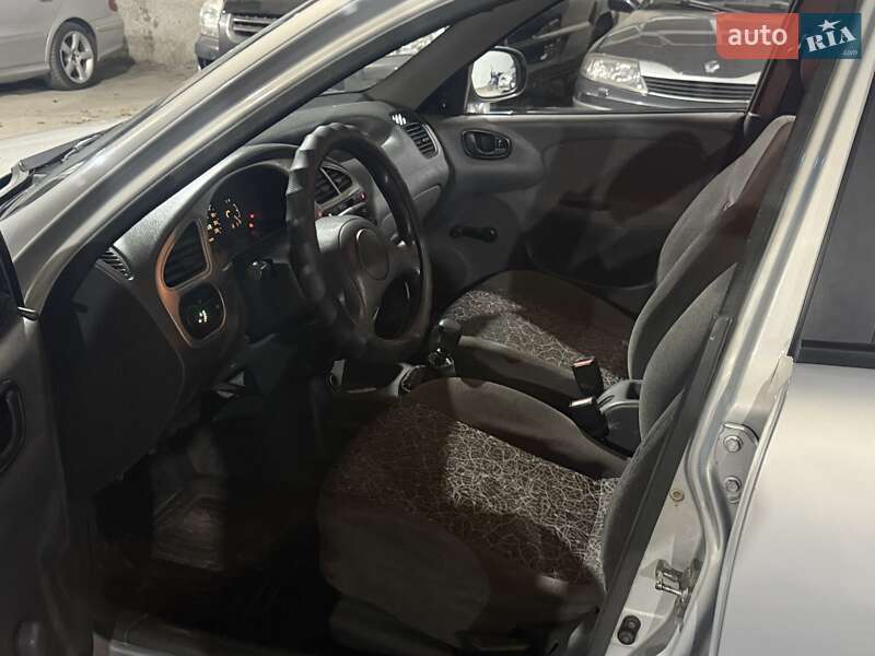 Седан ЗАЗ Sens 2011 в Золотоноші